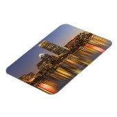 アメリカ、マサチューセッツ、ボストンのスカイラインで夕暮れ2 マグネット (左側)