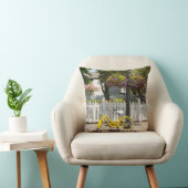 アメリカ、ミシガン、マッキナック島。イエローバイク クッション (椅子)