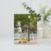 アメリカ、ミシガン、マッキナック島。イエローバイク ポストカード (スタンド正面)