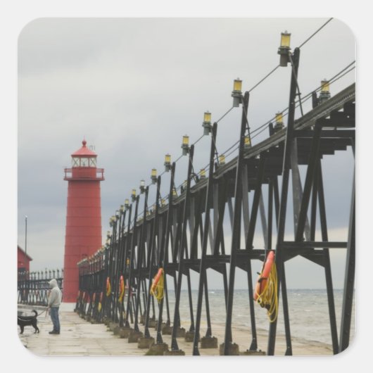 アメリカ、ミシガン、ミシガン湖ショア、グランドヘブン： スクエアシール (正面)