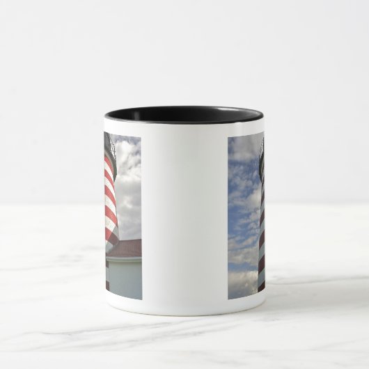 アメリカ、メイン、ルベック。ウェストクオディヘッドリガトハウス マグカップ (中央)