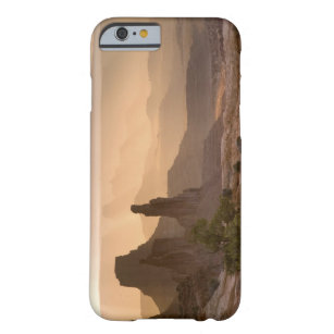 アメリカ；ユタ、キャニオンランド国立公園ビュー BARELY THERE iPhone 6 ケース