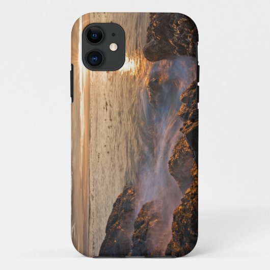 アメリカ、ワシントン州、サン・ファン諸島。ドラマチックな Case-Mate iPhoneケース (裏面)