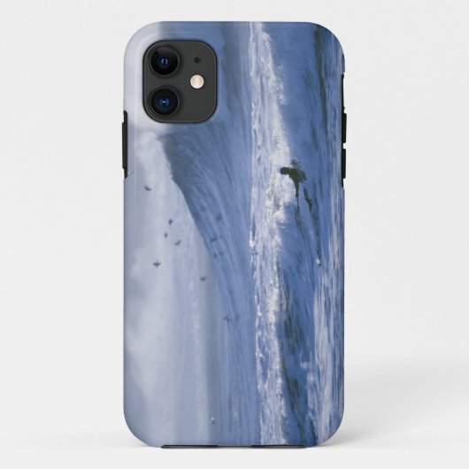 アメリカ、ワシントン州、ラプッシュ。男性カヤック Case-Mate iPhoneケース (裏面)