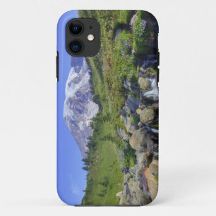 アメリカ、ワシントン州、レイニア山国立公園、レイニア山と2 iPhone 11 ケース