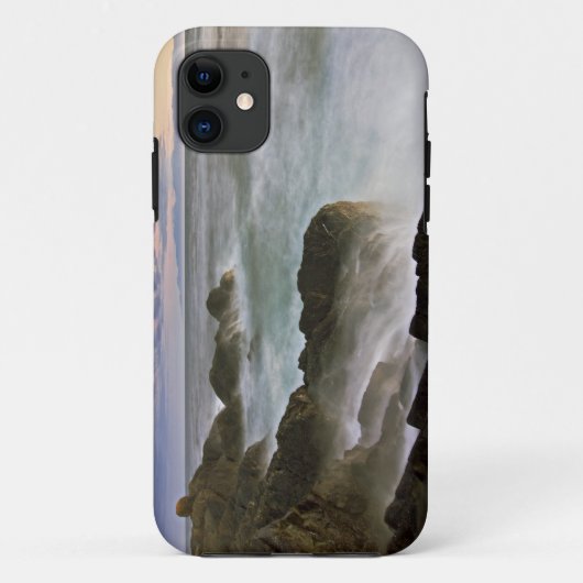 アメリカ ワシントン サン ファン諸島 波が打ち寄せる Case-Mate iPhoneケース (裏面)