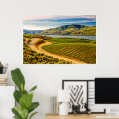 アメリカ、ワシントン、チェラン湖。ベンソンヴィンヤード ポスター (ホームオフィス)