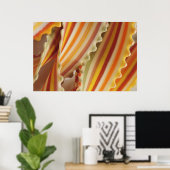 アメリカ。乾燥した虹のパスタ麺のクローズアップ。 ポスター (ホームオフィス)