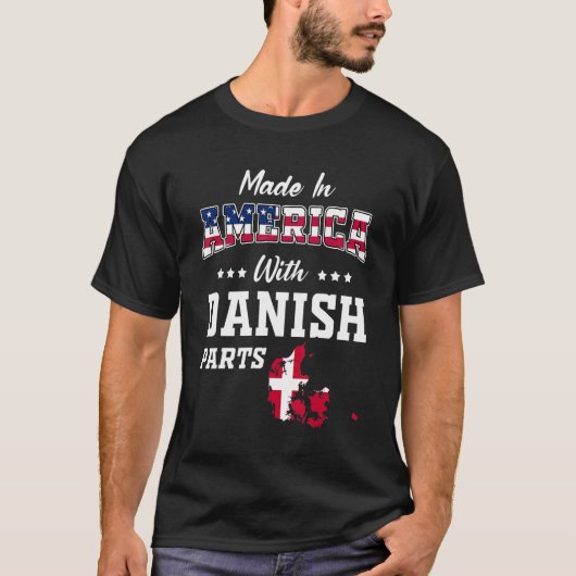 アメリカDanish Partsデンマークの地図USAフラグの祖先 Tシャツ (正面)