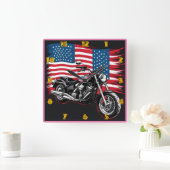 アメリクラシックカ国旗で飾られたオートバイ スクエア壁時計 (ホーム)