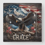 アメリ威厳のあるカ国旗の背景を持つワシ スクエア壁時計 (正面)