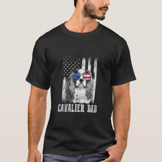 アメリ誇りを持ったカバリエ国旗おもしろい犬パパマムタン Tシャツ