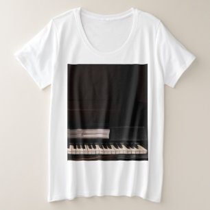 アメージングピアノデザイン プラスサイズTシャツ