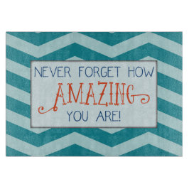 アメージング勇気付けられるとティール（緑がかった色）シェブロンストライプ カッティングボード