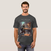 アライグマがゴミの中にあったそのままのピザを見つけた Tシャツ (正面フル)