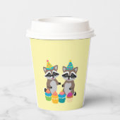 アライグマとカップケーキ誕生日ライトイエロー 紙コップ (裏面)