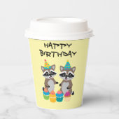 アライグマとカップケーキ誕生日ライトイエロー 紙コップ (正面)