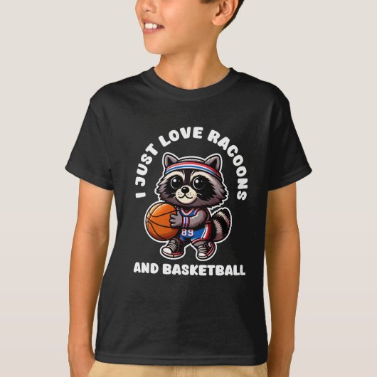 アライグマとバスケットボール大好き スポーツ好き Tシャツ (正面)