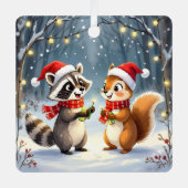 アライグマとリスがクリスマスイルミネーションを飾る メタルオーナメント (正面)