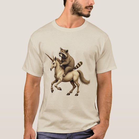 アライグマに乗ったユニコーンTシャツ - 楽しいデザイン Tシャツ (正面)