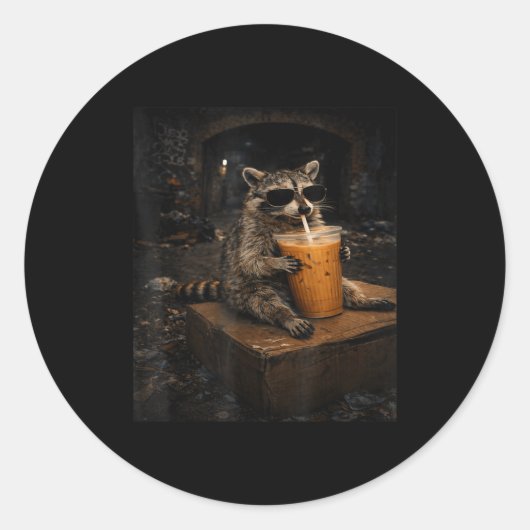 アライグマのアイスコーヒー おもしろデザイン ラウンドシール (正面)