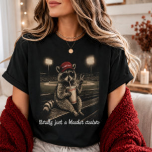 アライグマのスポーツ観戦が生きがいの人向けグッズ Tシャツ