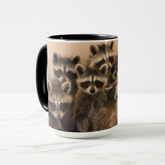 アライグマのマグの山 マグカップ (正面左)