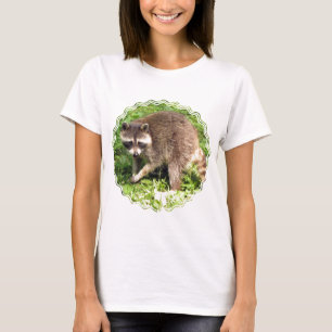 アライグマの女性はTシャツに合いました Tシャツ