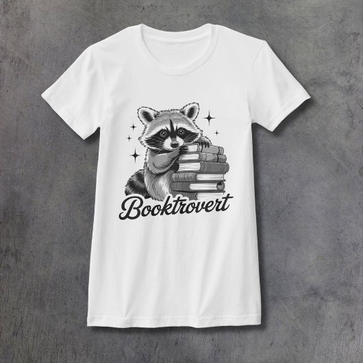 アライグマの本好き女性用フィットTシャツ Tシャツ