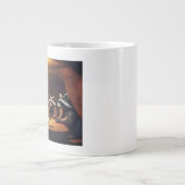 アライグマは次のゴミの襲撃を計画 ジャンボコーヒーマグカップ (正面)