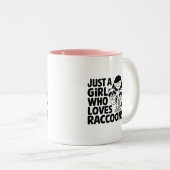 アライグマを愛する女の子かわいい&おもしろいデザイン ツートーンマグカップ (正面右)