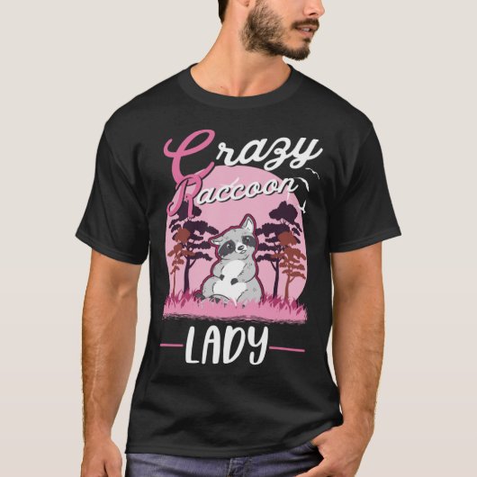 アライグマ熱狂するレディーアライグマ少女 Tシャツ (正面)