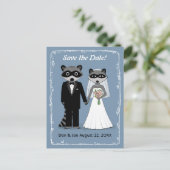 アライグマ結婚式の日付を保存する青 案内ポストカード (スタンド正面)