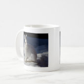 アラスカのかんじきノウサギ コーヒーマグカップ (正面左)