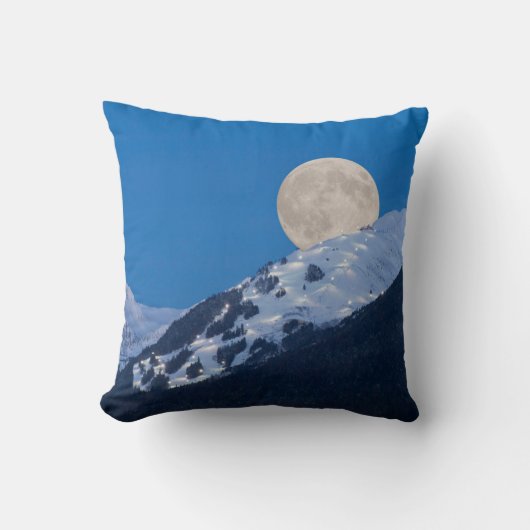 アラスカのフルムーンオーバーAlyeskaスキーリゾート クッション (正面)