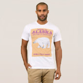 アラスカのホッキョクグマのビンテージ旅行ポスター Tシャツ (正面フル)