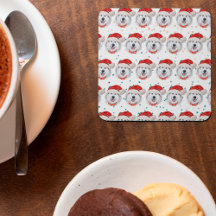 アラスカのマラムテ犬がクリスマススターを育てる