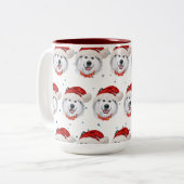 アラスカのマラムテ犬がクリスマススターを育てる ツートーンマグカップ (正面左)