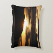 アラスカの夕日III美しいアラスカ写真 アクセントクッション (裏面(縦))