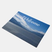 アラスカの山々を盛り上げるWelcome Doormat ドアマット (アングル)