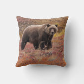 アラスカの秋の色鮮やかなクマ クッション (裏面)