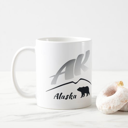 アラスカの (AK)Kodiakのヒグマ-黒いロゴ コーヒーマグカップ (ドーナツ)