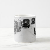 アラスカのDogsled及び軍用トラック コーヒーマグカップ (中央)