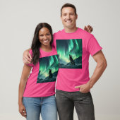 アラスカオーロラボレアリスハウリングウルフエステティックフォト Tシャツ (ユニセックス)