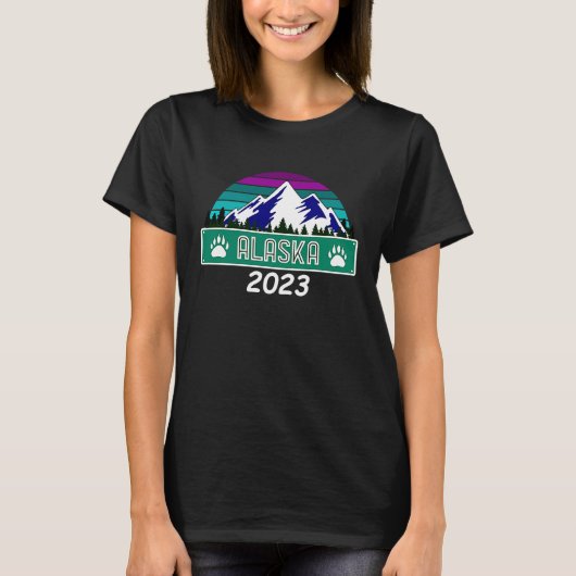 アラスカクルーズシップ休暇Vacay 2023メンズ Tシャツ (正面)