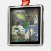 アラスカコラージュの岩層と洞窟 メタルオーナメント (左)