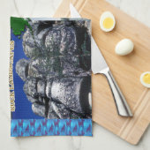 アラスカコラージュの岩風景 キッチンタオル (四つ折り)