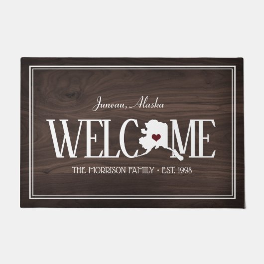 アラスカパーソナライズされた木目歓迎 ドアマット (正面)