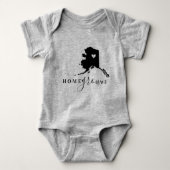 アラスカホームグロウン州ティー ベビーボディスーツ (正面)