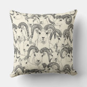 アラスカンダルシープブラックパール クッション (裏面)